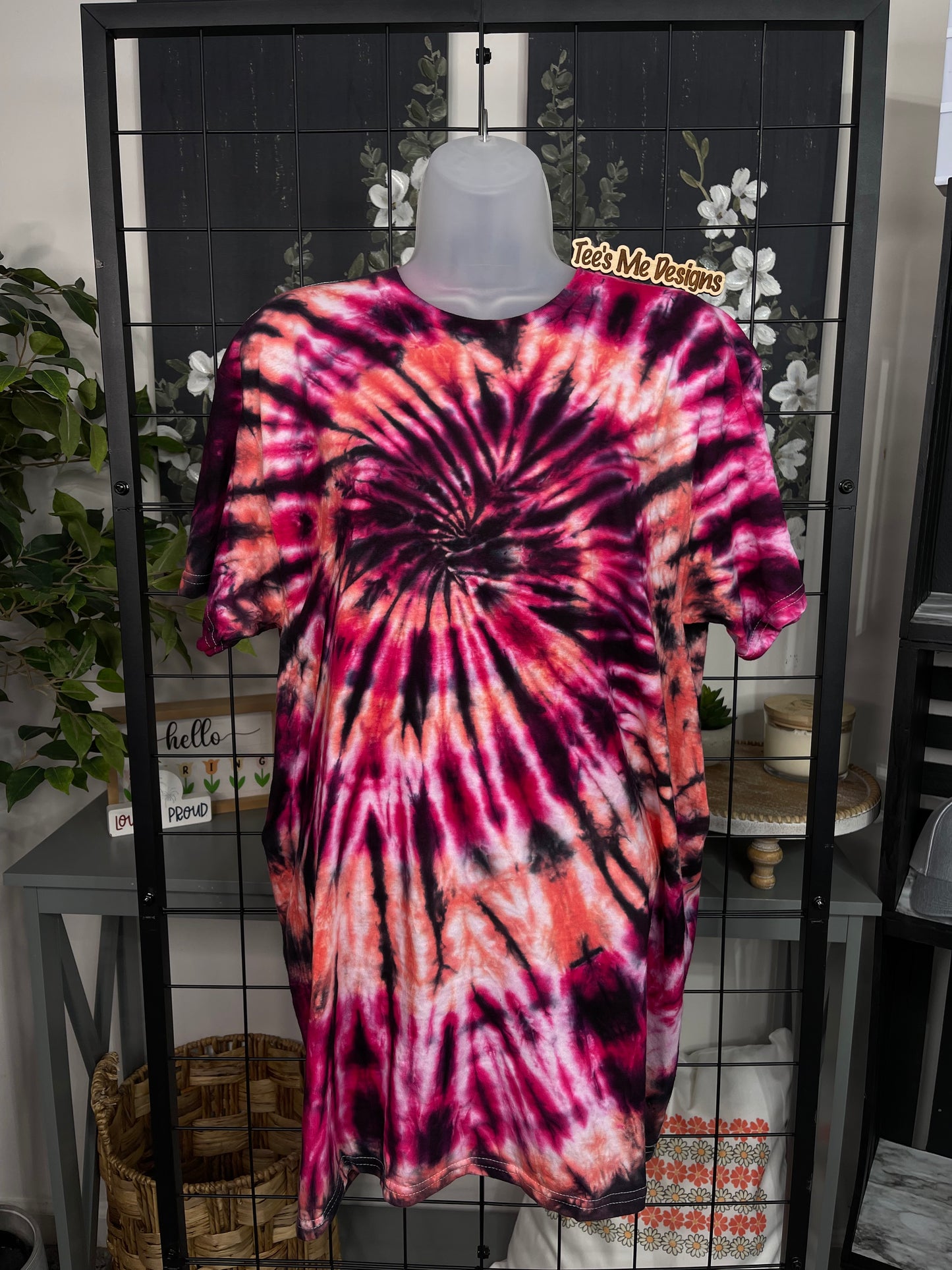 Twisted Sunset Tee